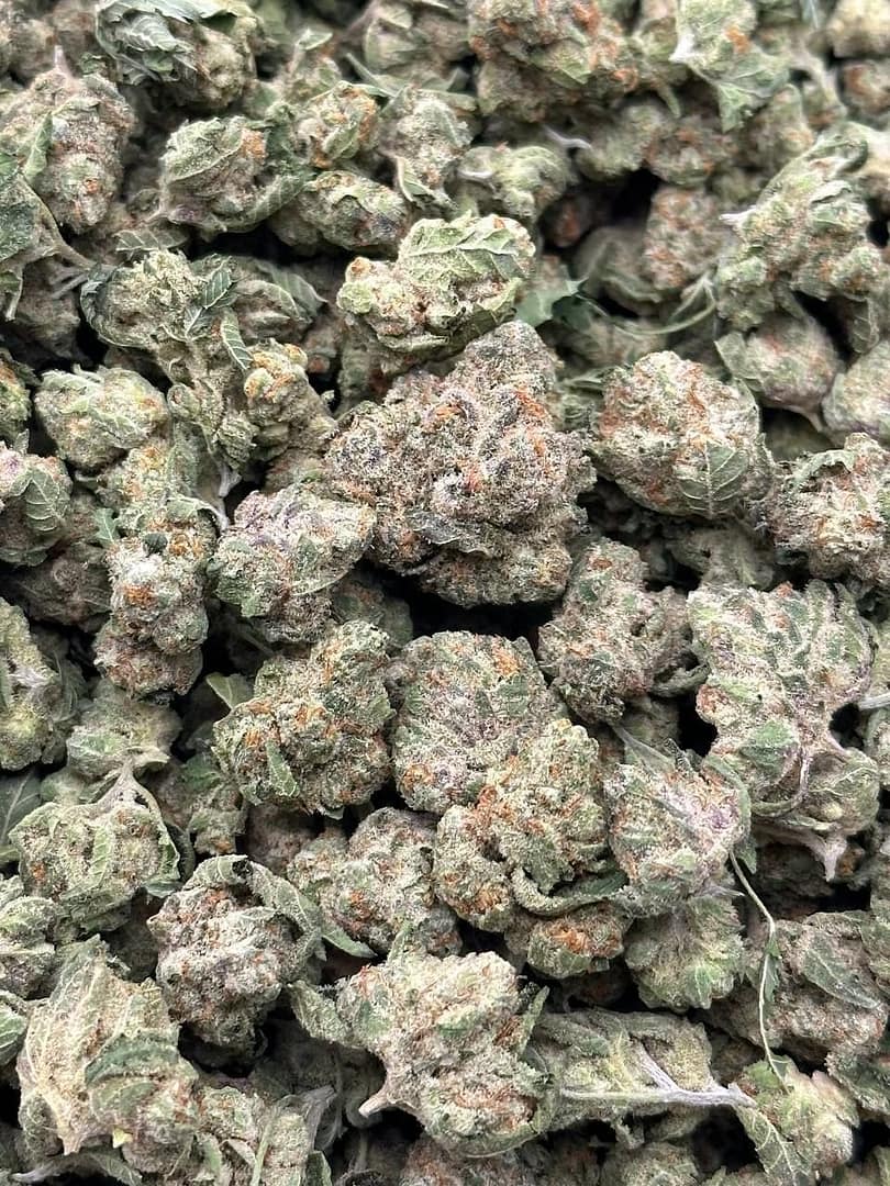 Smarties Smalls CBD: Elevate Your Experience with Premium Sophistication